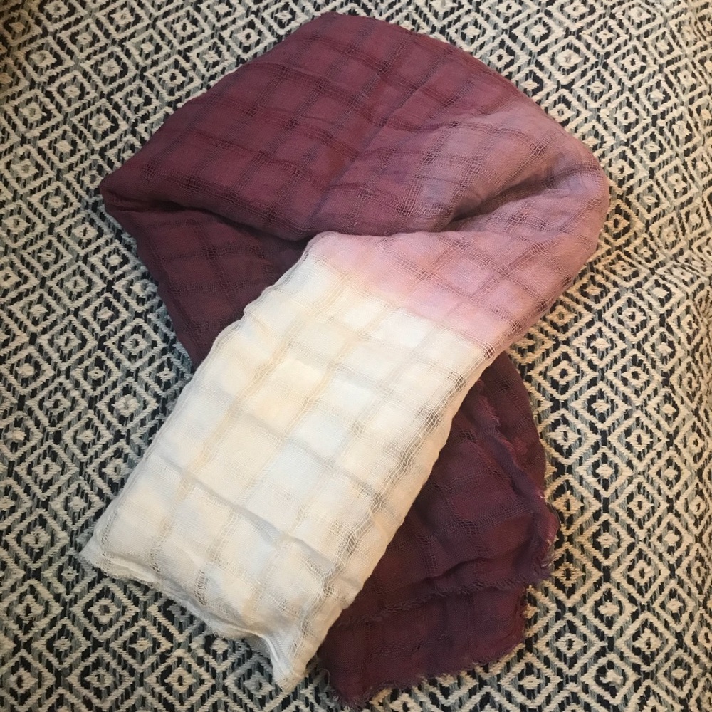 OLD NAVY Women’s Ombré Scarf